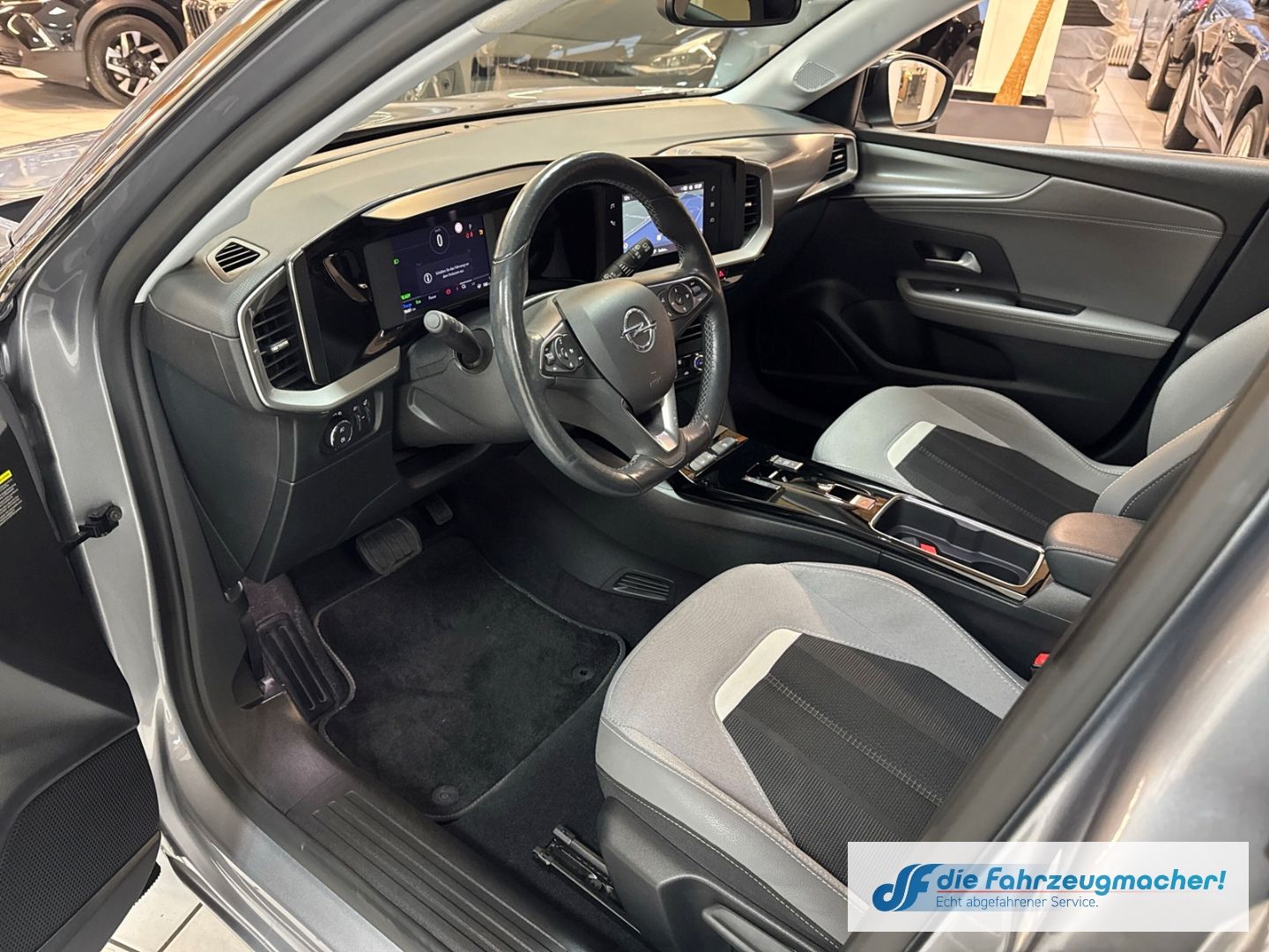 Fahrzeugabbildung Opel Mokka e Elegance Navi Digitales Cockpit LED ACC