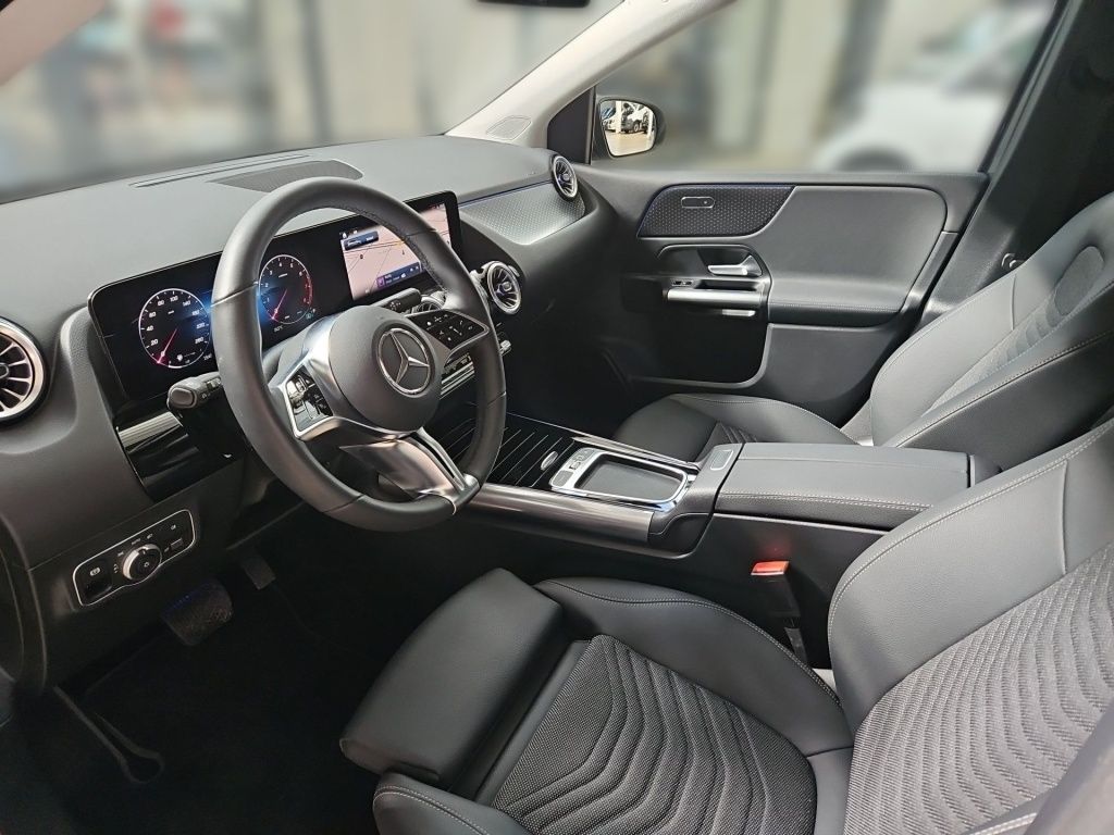 Fahrzeugabbildung Mercedes-Benz B 200 Progressive AHK Totwi. Navi LED KeyLess