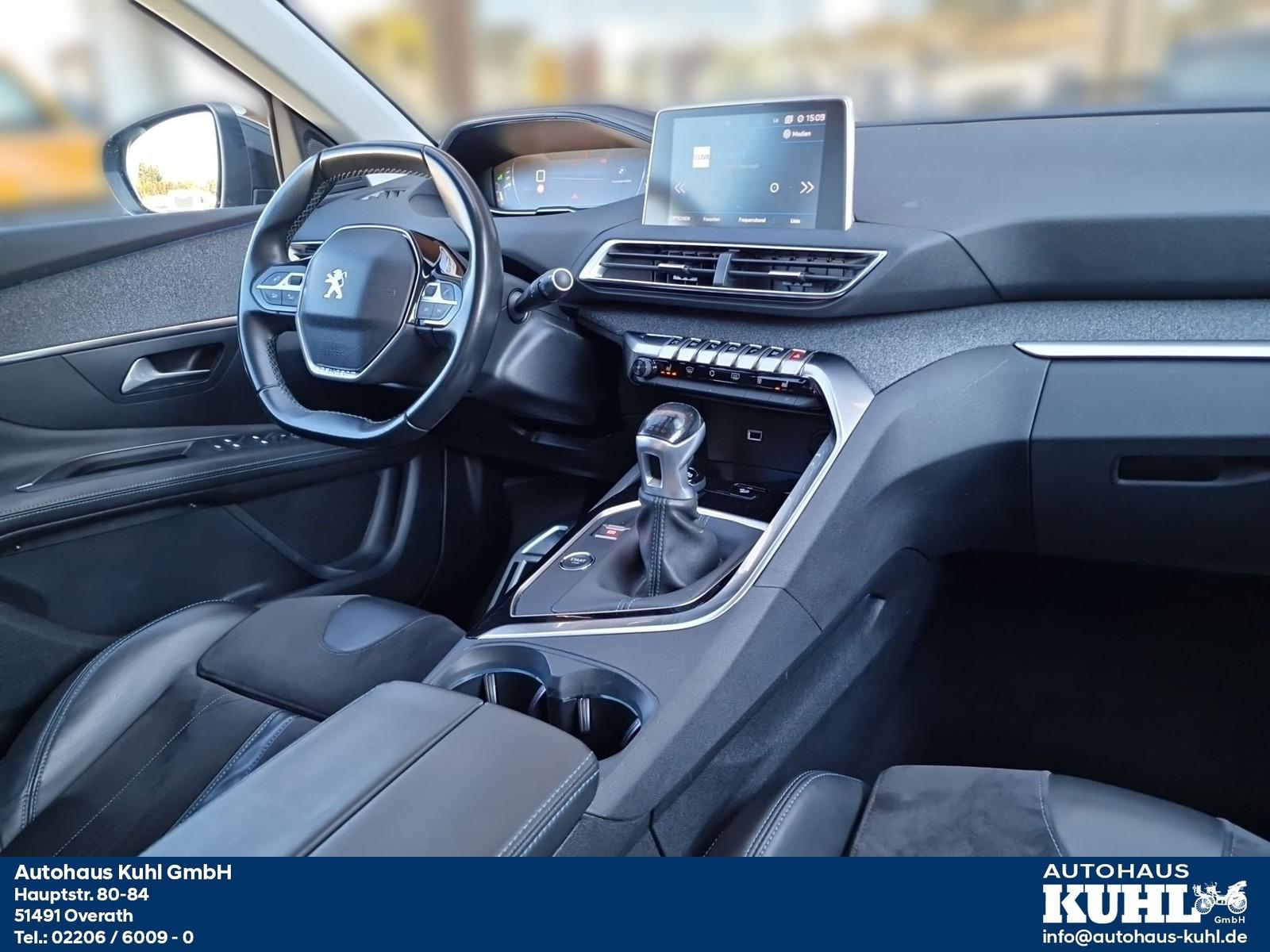 Peugeot 3008 1.5 BlueHDI Crossway AHK Navi,Klima,LED
