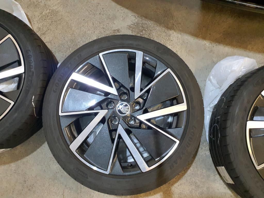 Skoda Octavia Combi "Sportpaket" 1.4 TSI iV DSG Pano*S