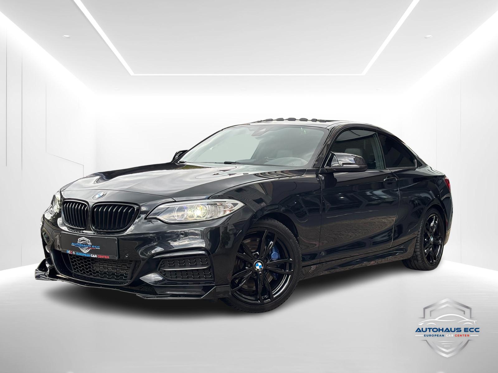 BMW M235i Coupé F22 326 ch BVA – Pack M – Toit ouvrant – Cuir – GPS Professional – 89 000 km