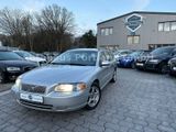 Volvo V70 Kombi D5 Edition Sport Aut./Xenon/AHK - Volvo: Kombi, Sport