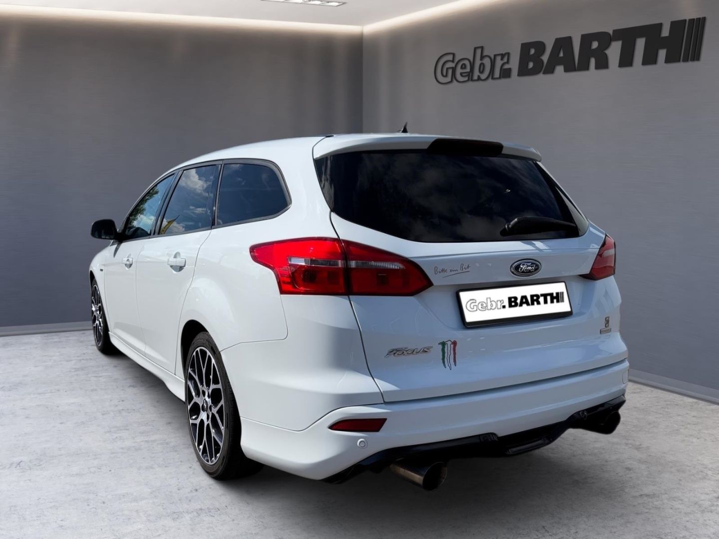 Fahrzeugabbildung Ford Focus Turnier ST-Line Sportpaket Navi Mehrzonenk