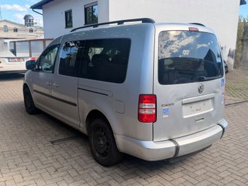 Volkswagen Caddy - 5