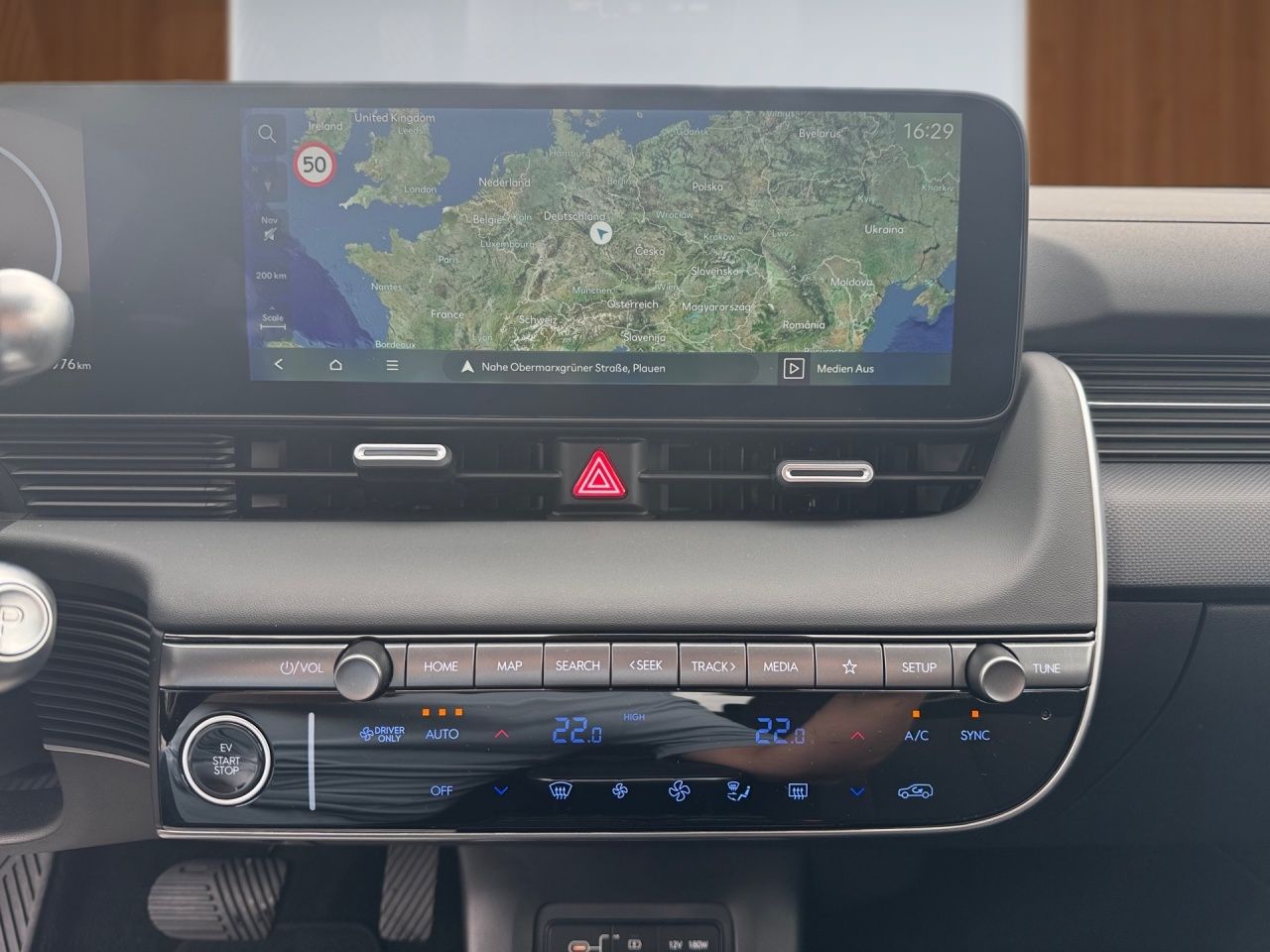Fahrzeugabbildung Hyundai IONIQ 5 DYNAMIQ *84kWh*SHZ*LHZ*NAVI*CARPLAY*
