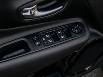 Jeep Renegade Limited FWD Touchscreen Kamera Winterp.