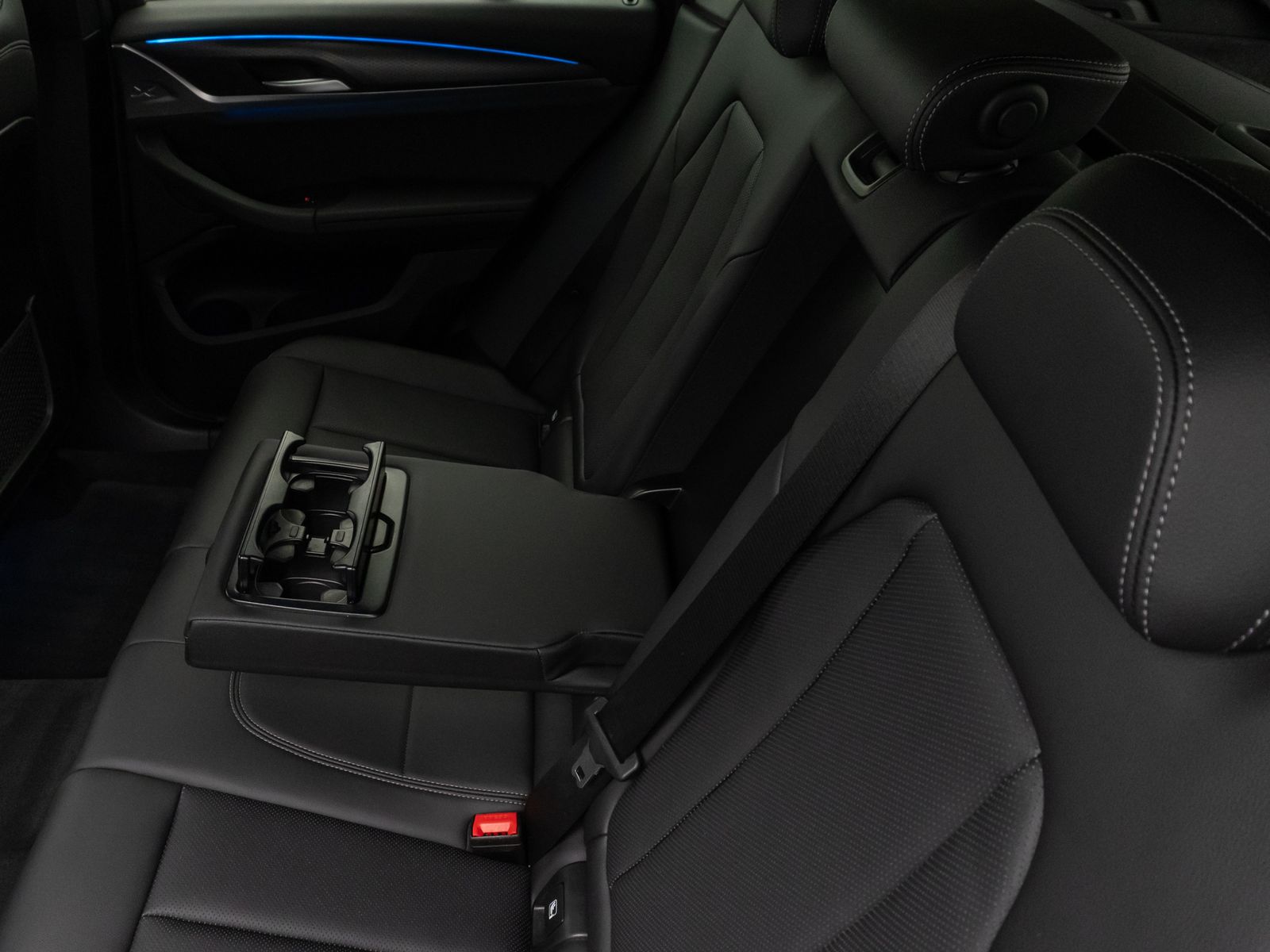 Fahrzeugabbildung BMW X3 xD30e M Sport Kamera DAB HiFi Fernlichtassist