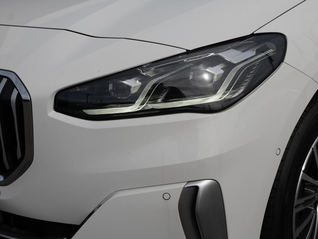 BMW 223 Active Tourer xDrive Luxury Line PANO HUD, миниатюра 28