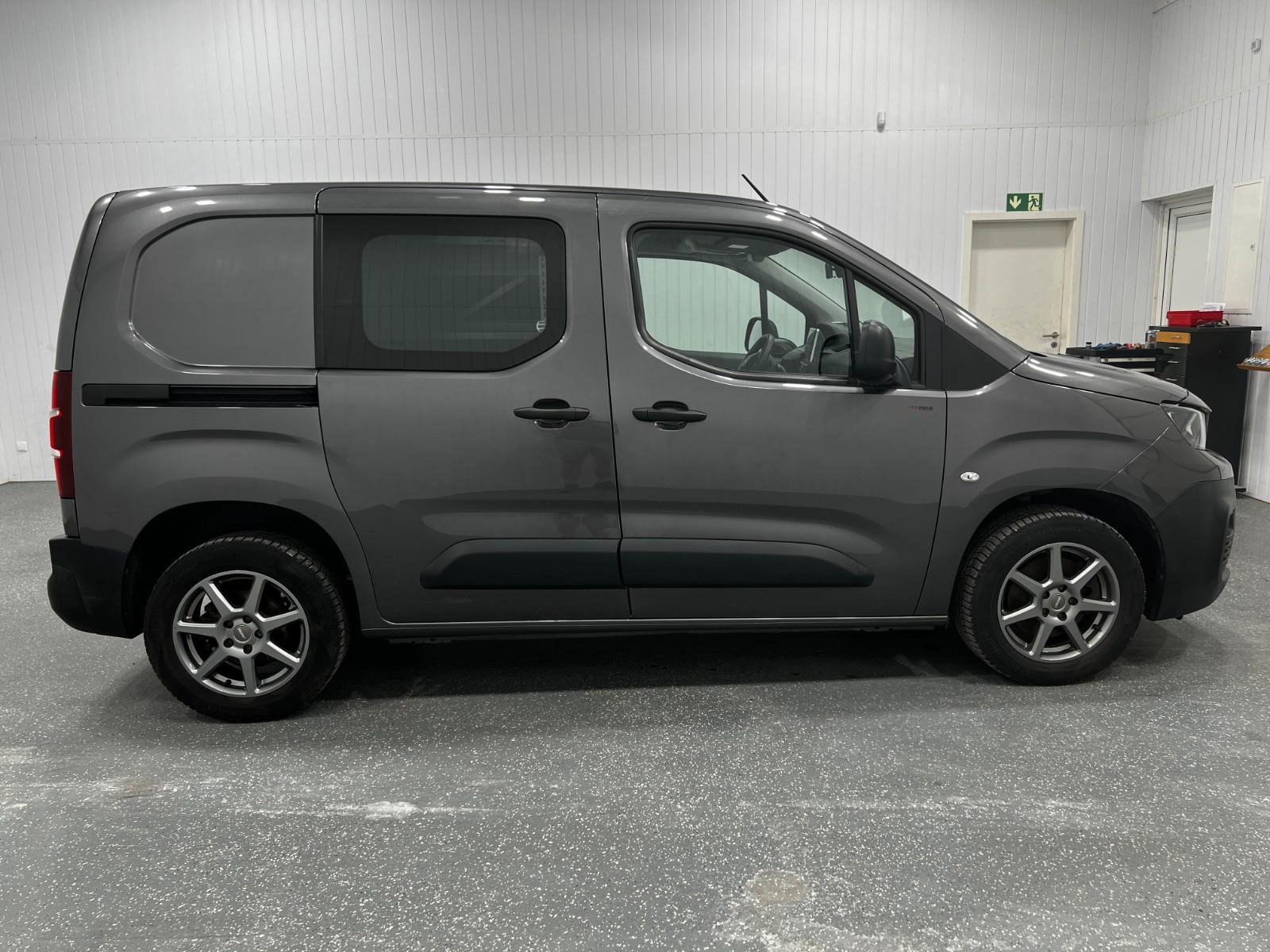Peugeot PARTNER 100 1.5 HDI PREMIUM |AC|3-S|PDC|MET|16"