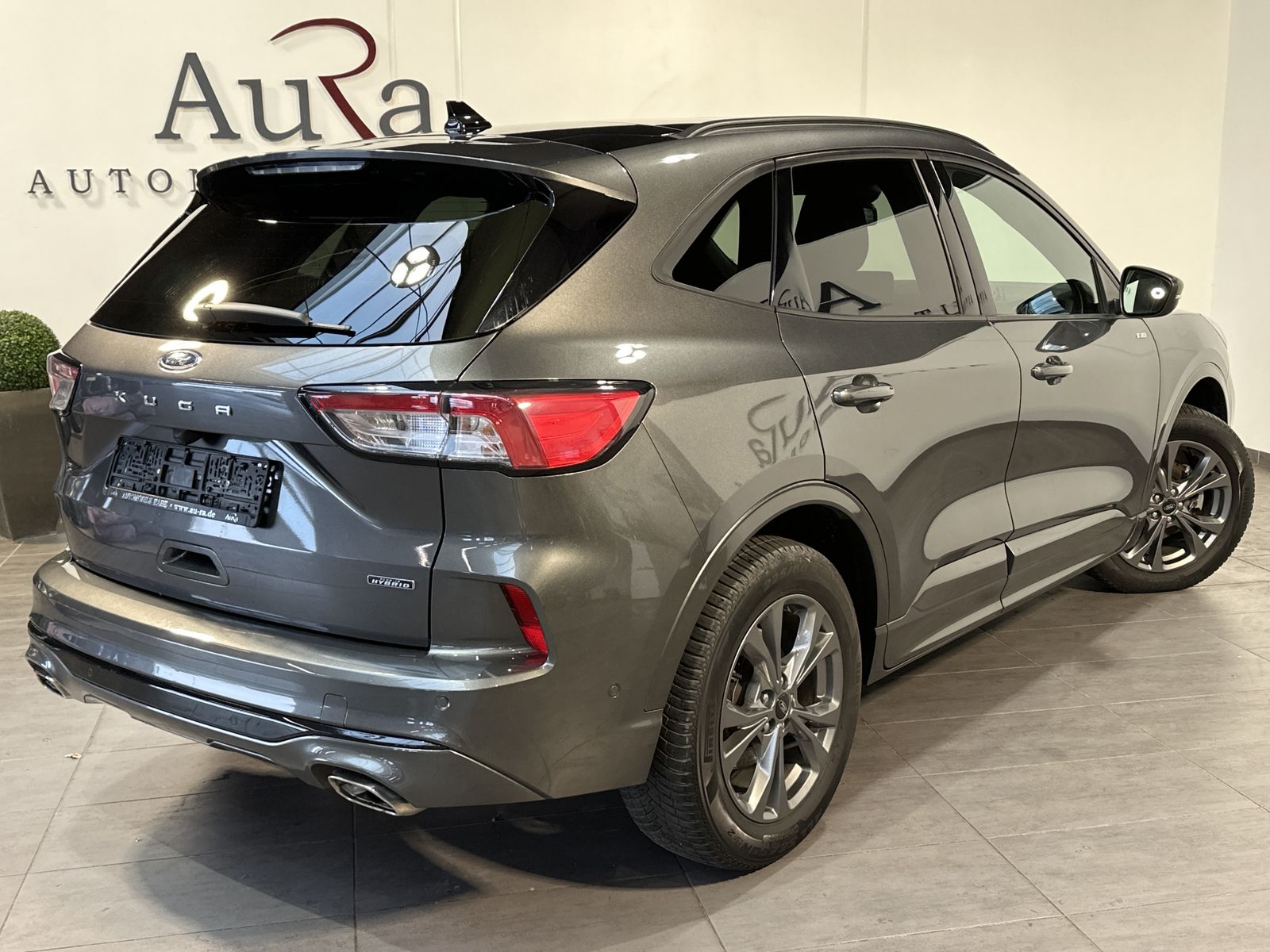Fahrzeugabbildung Ford Kuga 2.5 Plug-In Hybrid ST-Line NAV+LED+PANO+KAM