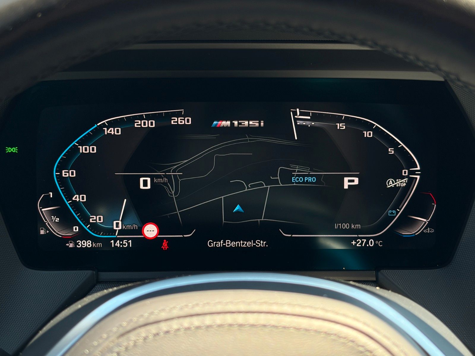 Fahrzeugabbildung BMW M135i xDrive Shadow Alcantara KZG CAM HiFi HuD