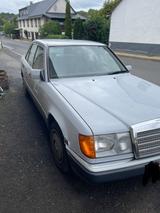 Mercedes-Benz Mercedes Benz w124 200D - Mercedes-Benz 200: 200d W124