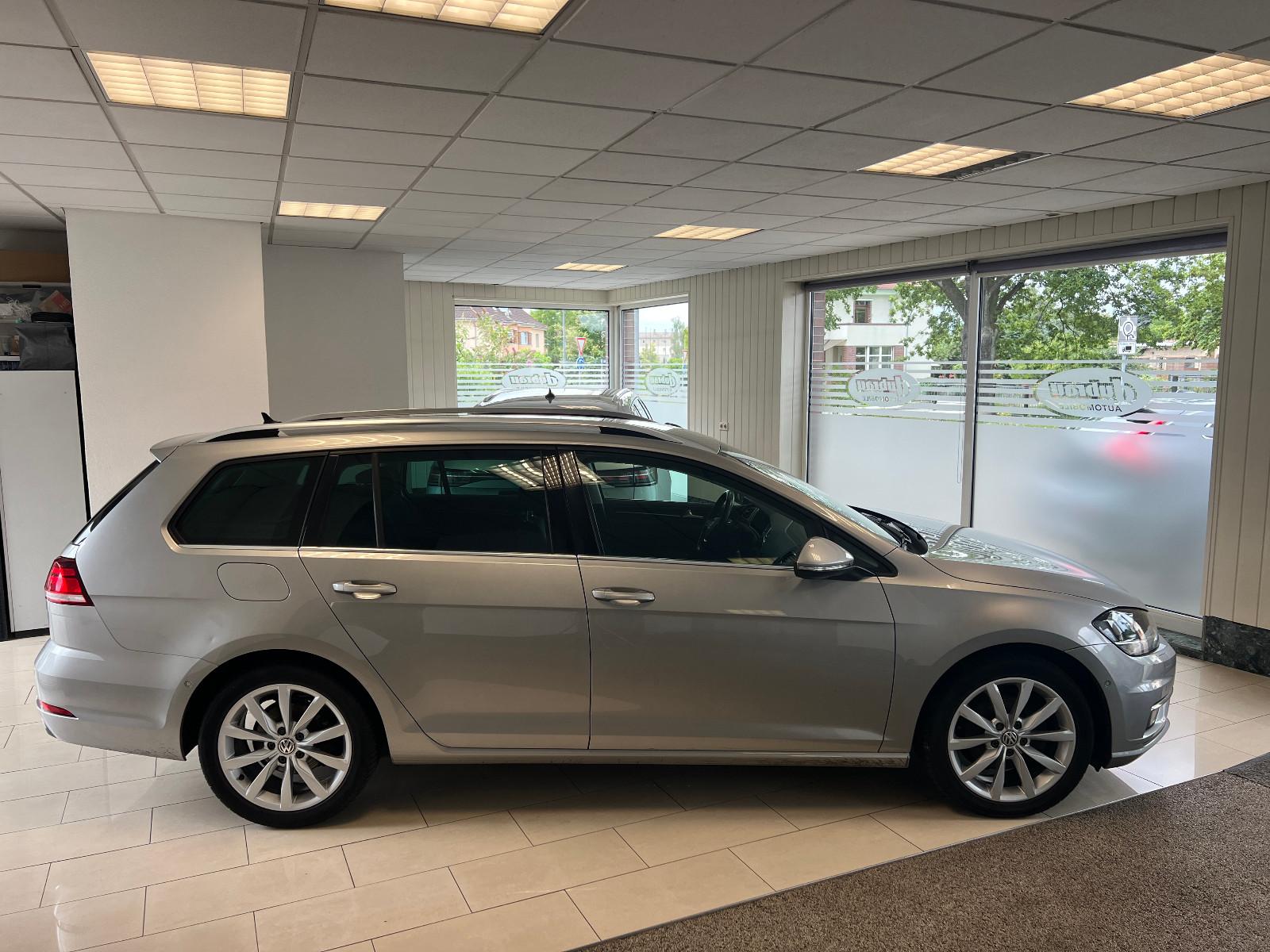 Volkswagen Golf VII Variant Highline R-Line