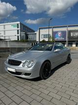 Mercedes-Benz CLK 200 Cabrio AVANTGARDE Navi Sitzhzg PTS Memor - Mercedes-Benz CLK 200 in Düsseldorf