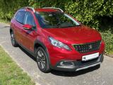 Peugeot 2008 Allure *sehr gepflegter Zustand* - rote Peugeot 2008
