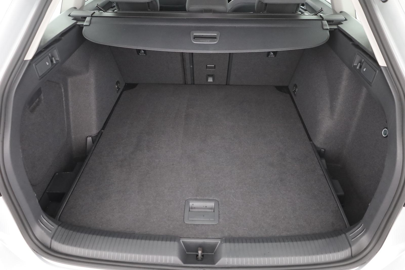 Volkswagen Golf VIII Variant 1.0 TSI Life LED Navi Kamera, миниатюра 25