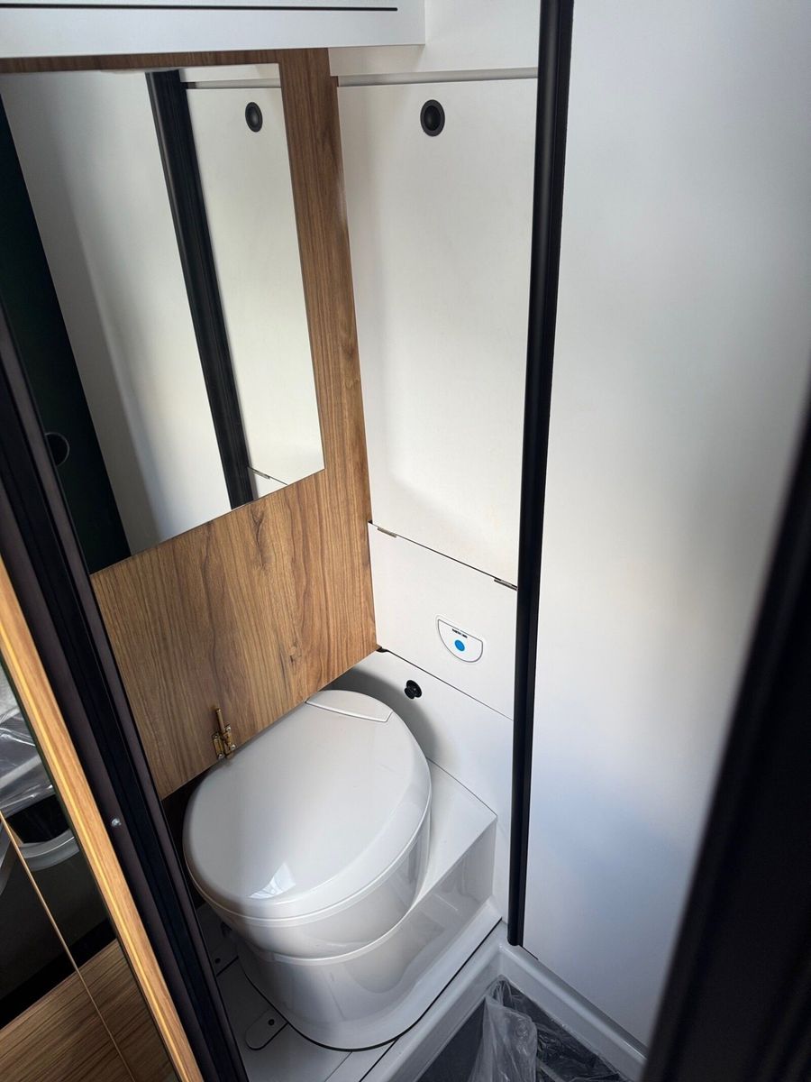 Fahrzeugabbildung Karmann Dexter 581 140 PS und Concept Paket