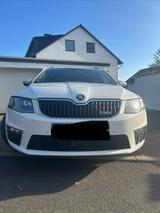 Skoda Octavia 2.0 TDI DSG RS Combi RS - gebrauchte Skoda Octavia aus dem Jahr 2014