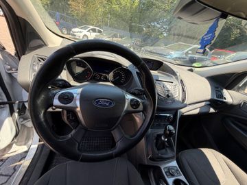 Ford Kuga - 11