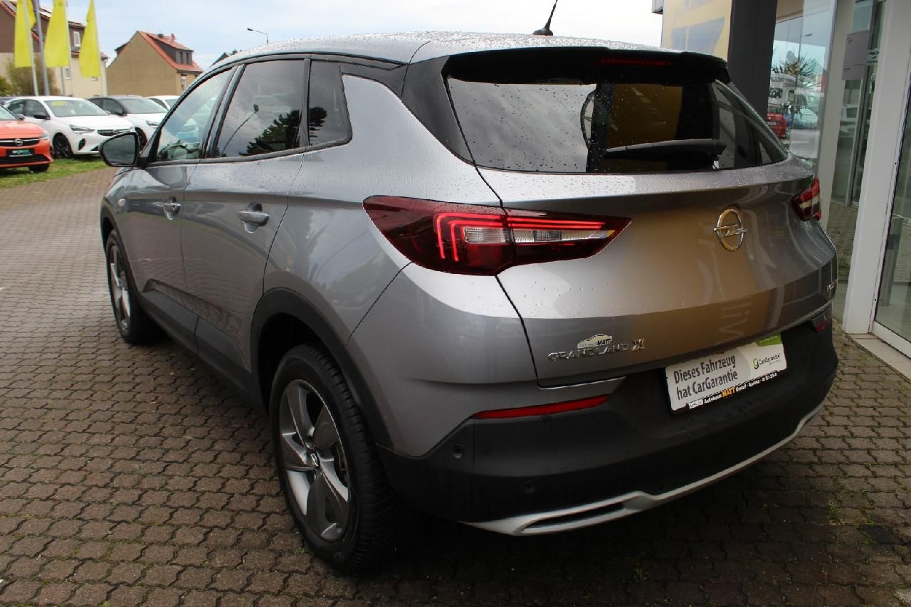 Fahrzeugabbildung Opel Grandland X Innov. 1.2T S/S