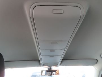 Volkswagen Tiguan - 11