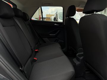 Volkswagen T-Roc - 10