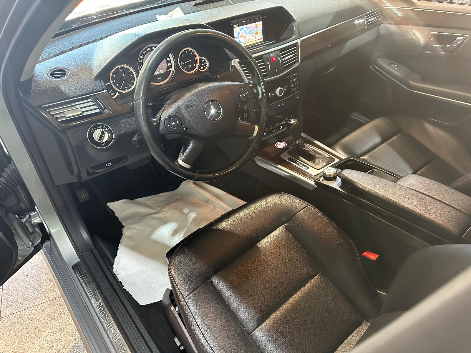 Mercedes-Benz E 220 E Limousine E 220 CDI BlueEfficiency*VOLL*