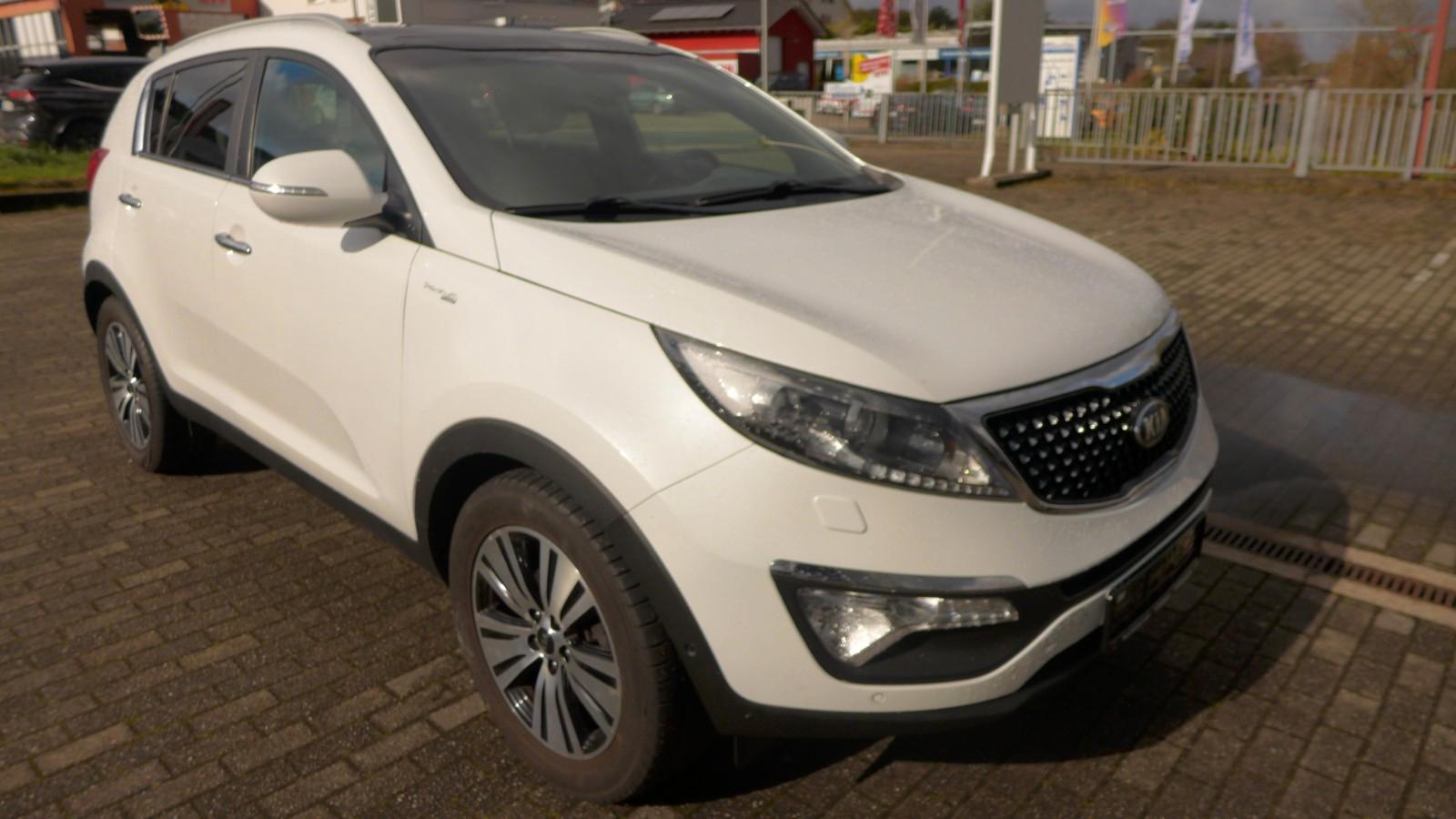 Kia Sportage Platinum Edition 4WD-LEDER-NAVI-PANO-RÜ