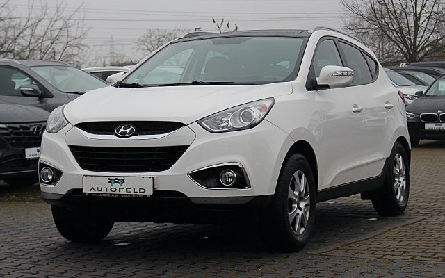 Hyundai ix35 2.0 4WD/SHEFT/8FACH/VOLLLEDER/PANO/