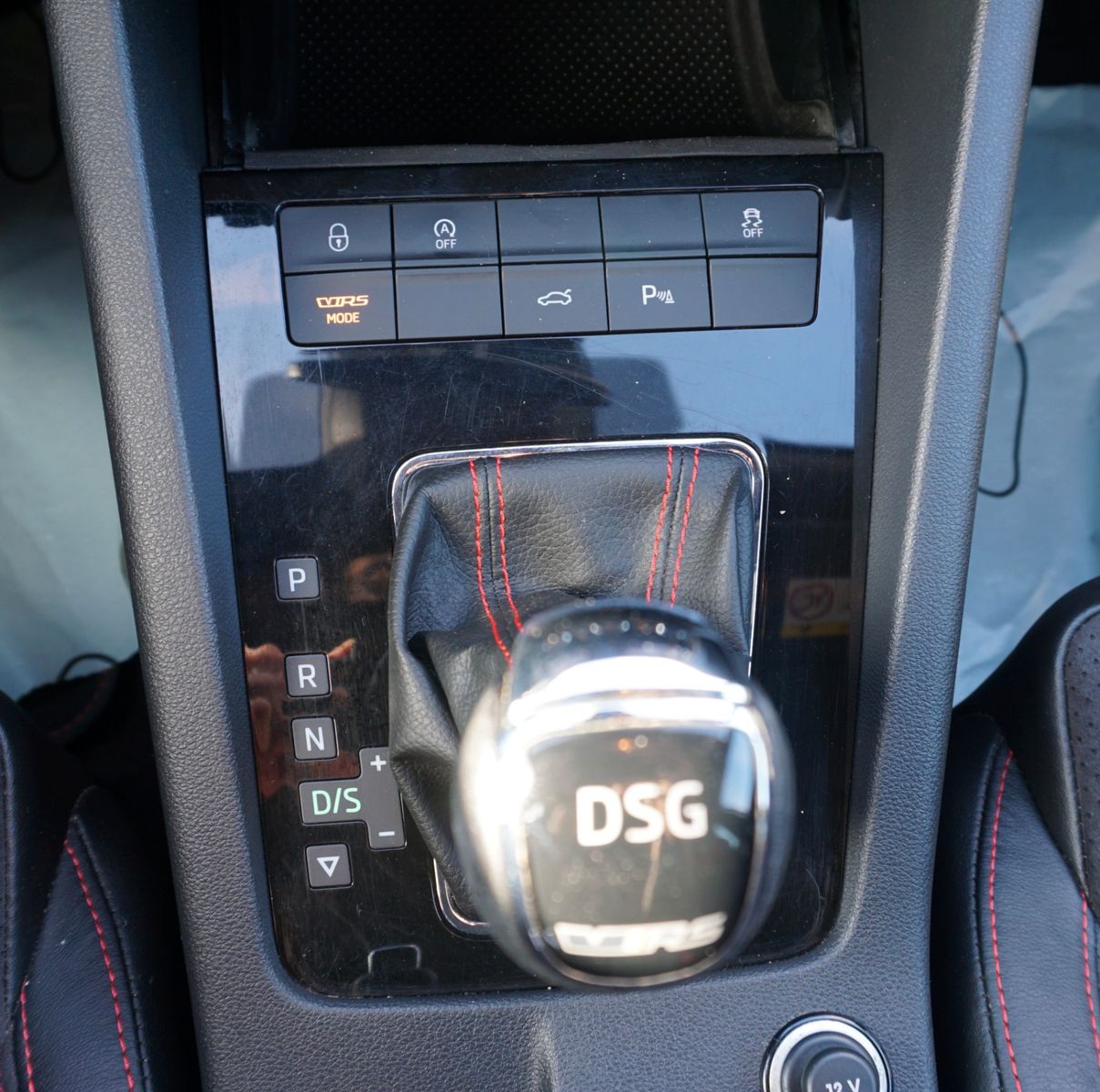 Fahrzeugabbildung SKODA Octavia Combi RS,DSG, Navi,ACC,Memory,LED,+WR