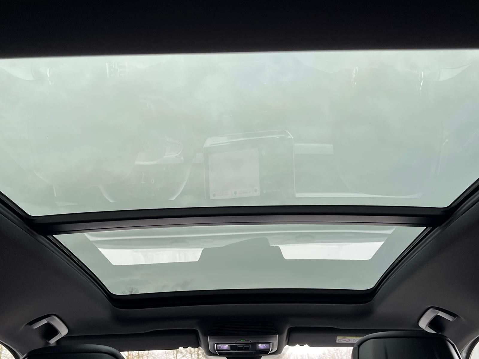 Fahrzeugabbildung Volkswagen Tiguan 2.0 TDI 4M R-Line PANO*H&K*AHK*MATRIX*20"