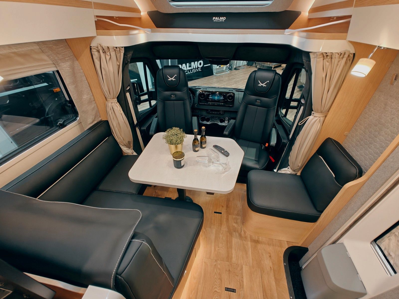 Fahrzeugabbildung HYMER / ERIBA / HYMERCAR B-KLASSE ML - T 780 SANSIBAR LTD. by palmo