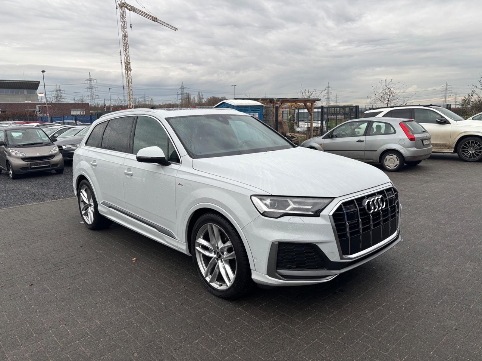 Audi Q7 50 TDI quattro S line