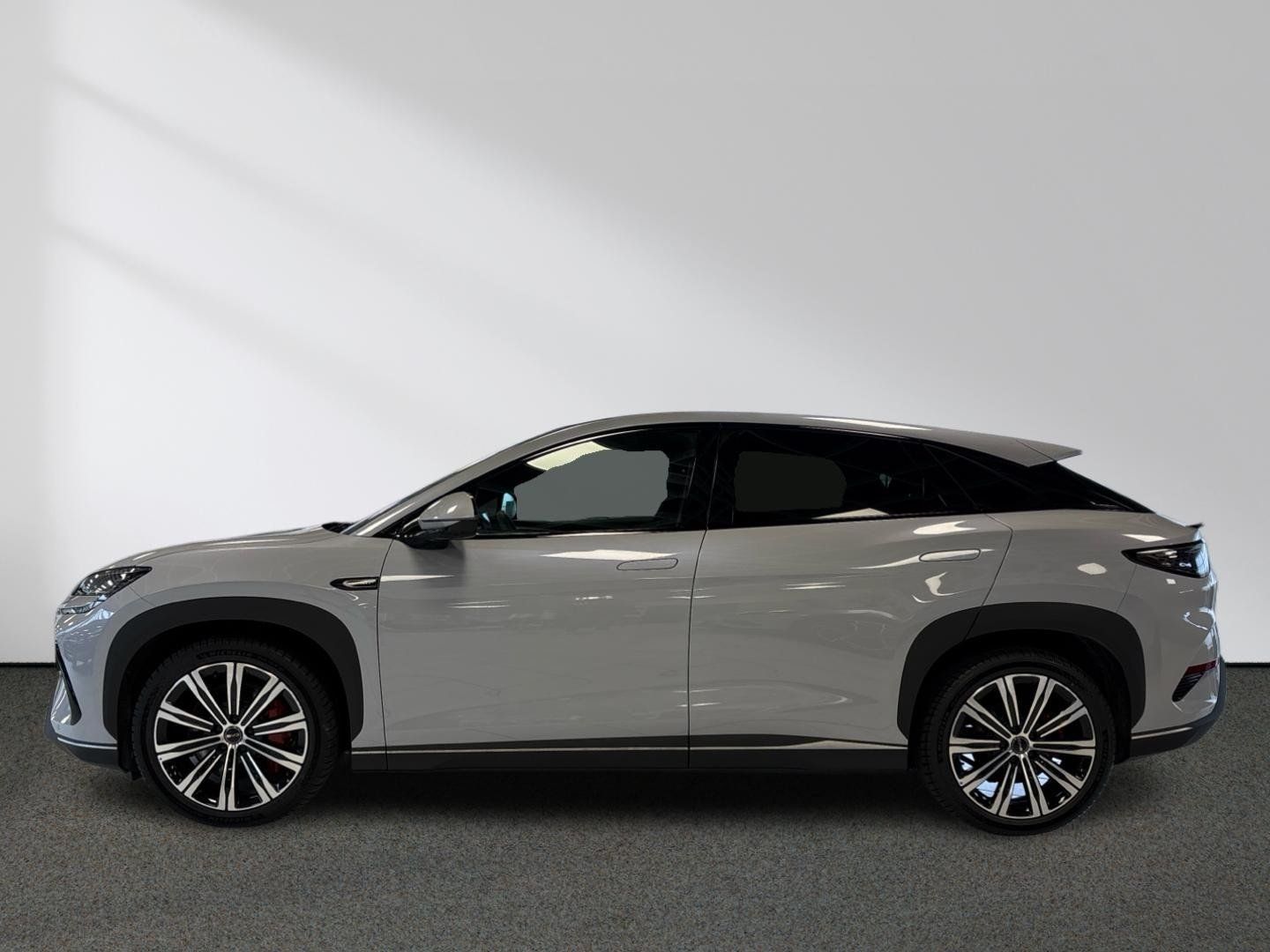 BYD SEALION 7