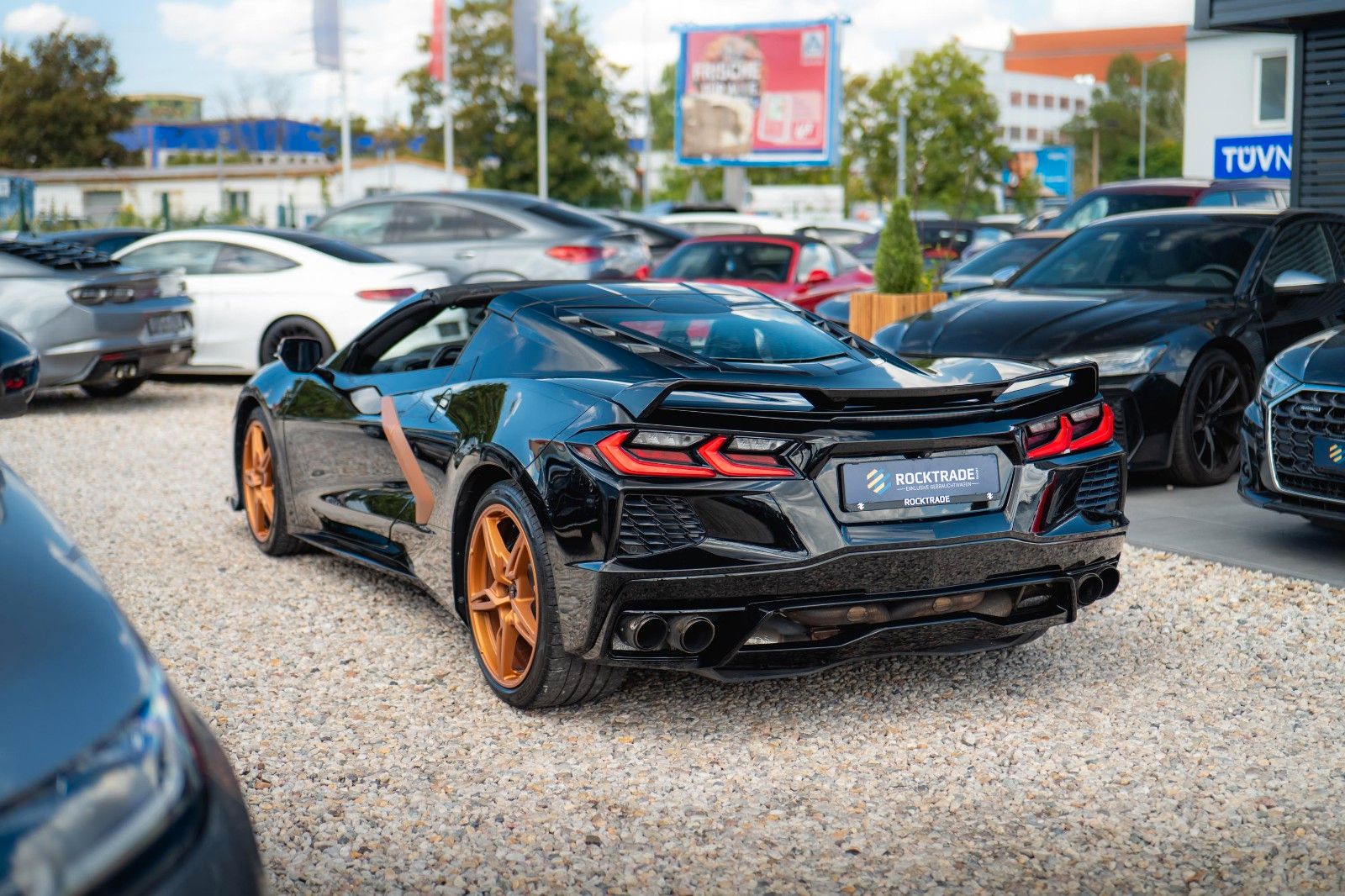 Fahrzeugabbildung Corvette C8 Stingray 1LT Targa Z51 Performance 19% VAT