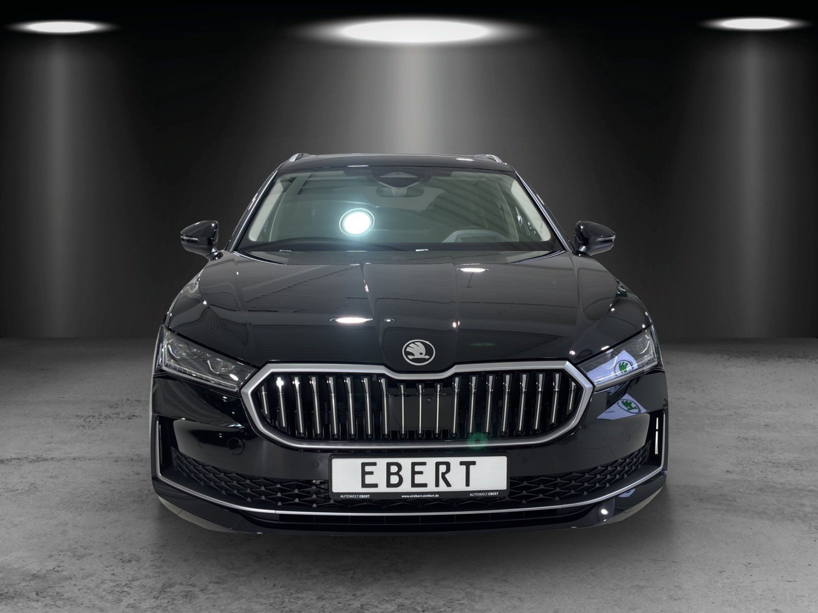 Fahrzeugabbildung SKODA Superb Combi L&K 2,0 TDI 142 kW DSG 4x4 Voll