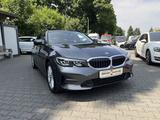 BMW 320d xDrive Advantage NAVI Pro - BMW 320 Gebrauchtwagen in Düsseldorf