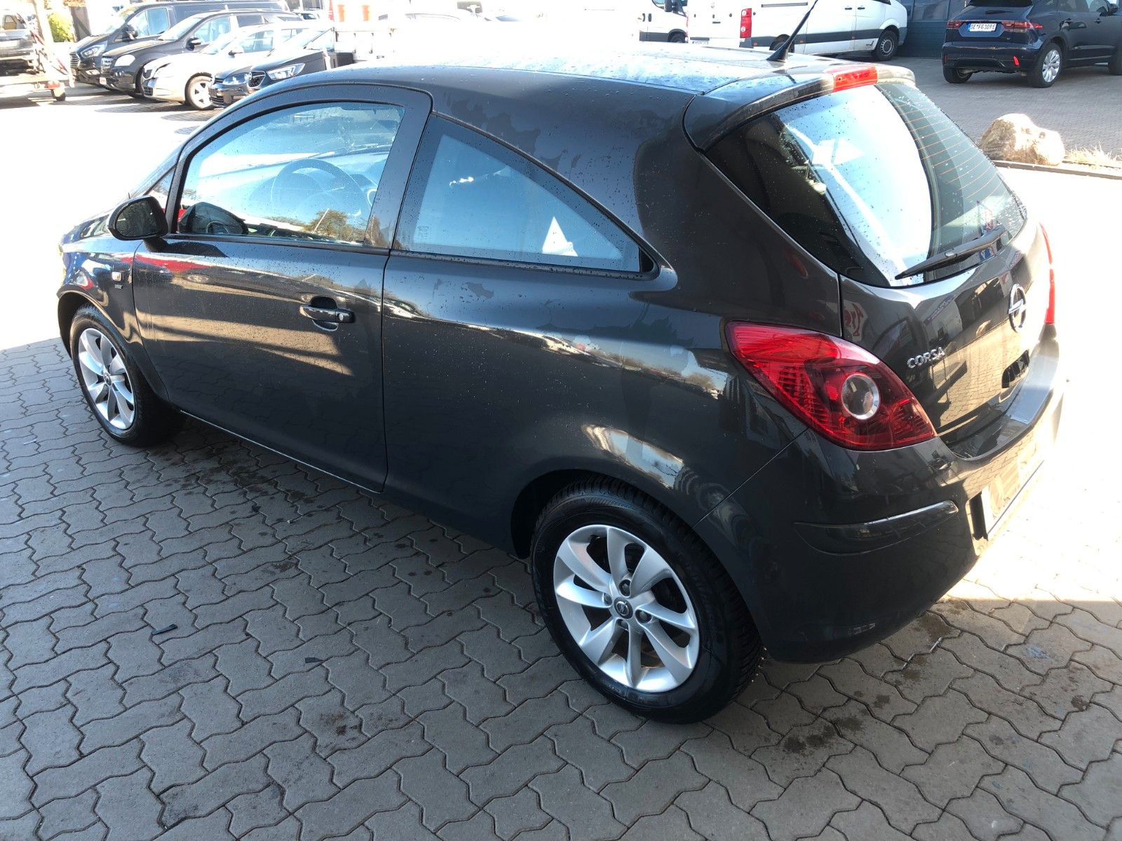 Fahrzeugabbildung Opel Corsa D Energy