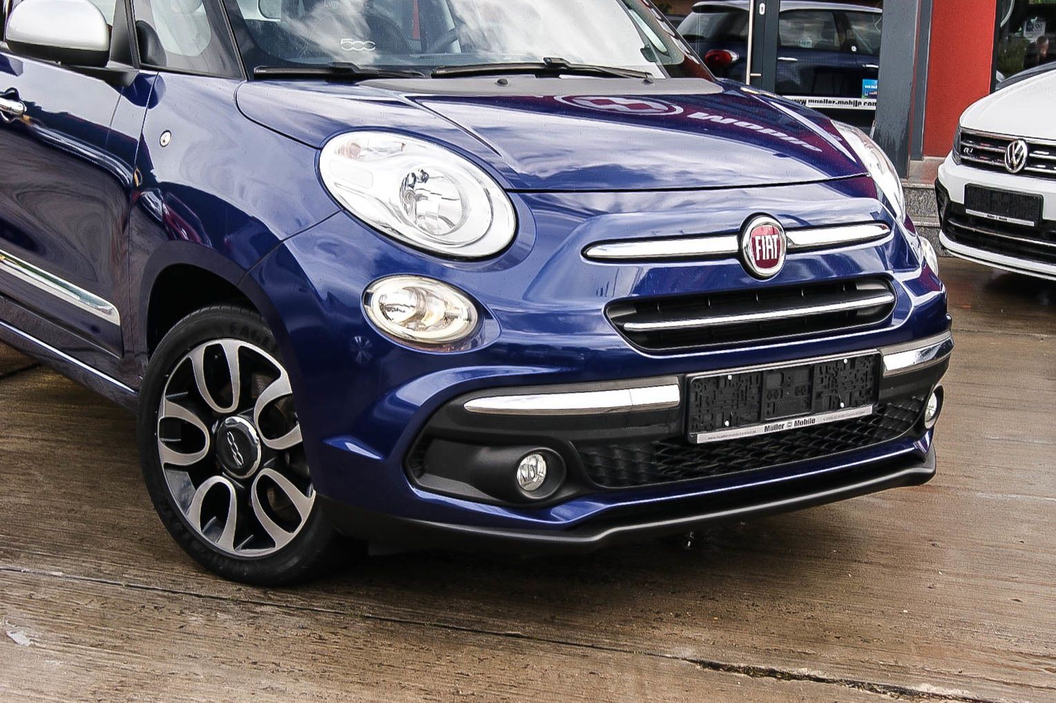 Fahrzeugabbildung Fiat 500 L 1.4T-Jet URBAN Pop-Star NAVI PDC 1.HAND