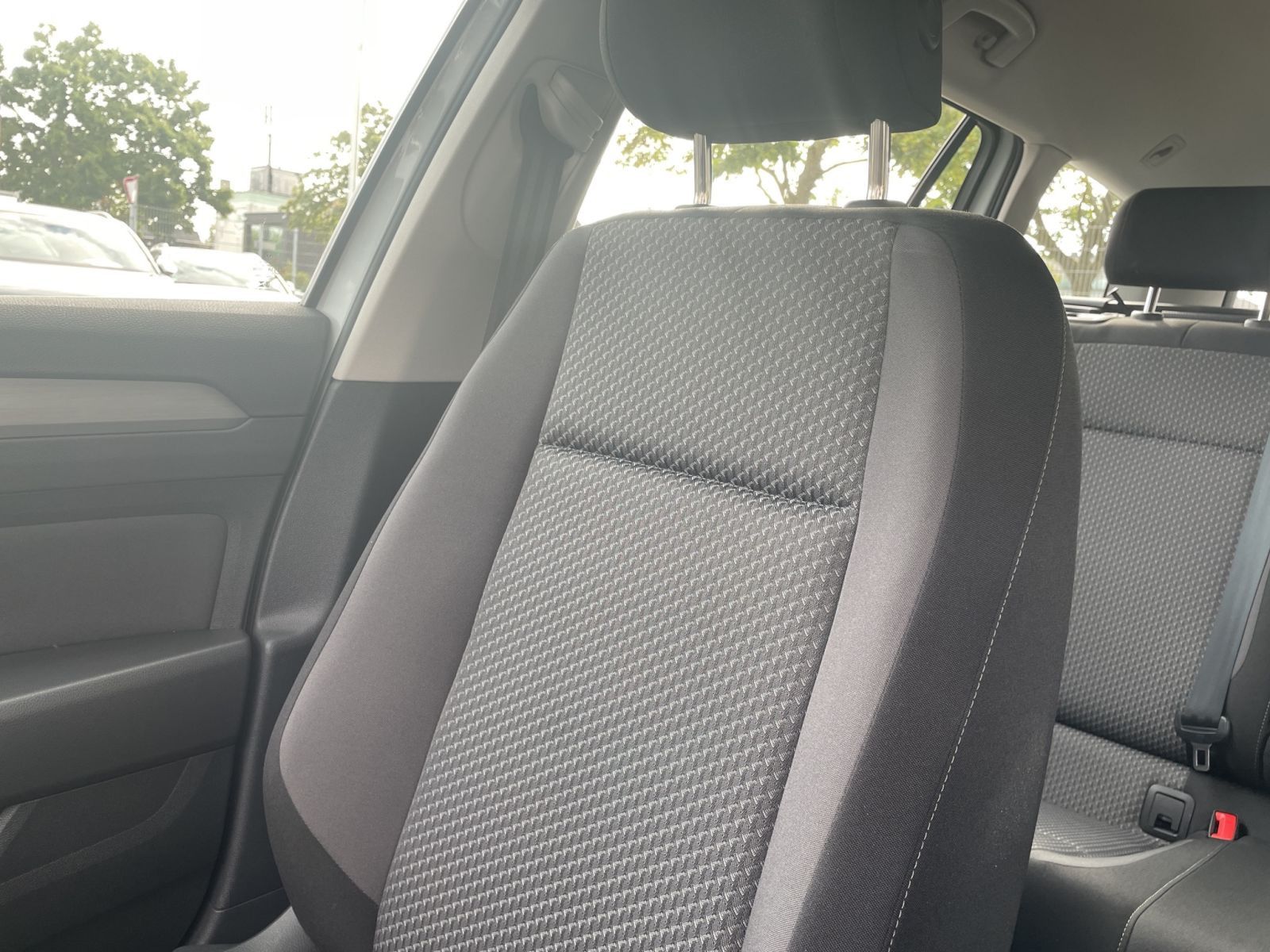 Volkswagen Passat Variant - Bild 15