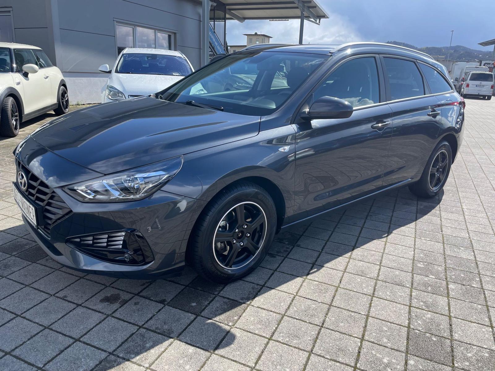 Hyundai i30 1.0 T-GDI Select Mild-Hybrid 