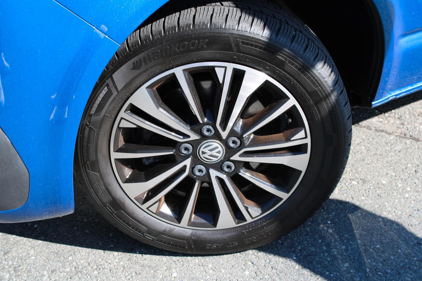 Volkswagen T6 Transporter AHK Klima Navi Sitzhzg. LED 17"