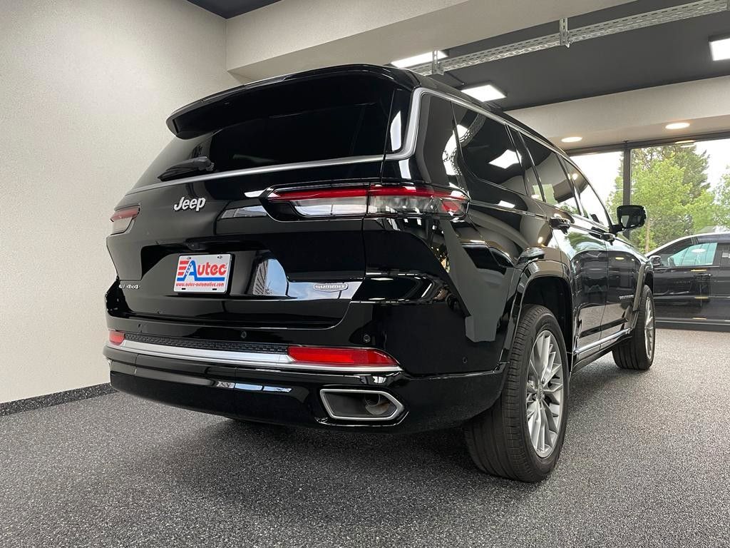Fahrzeugabbildung Jeep JEEP GRAND CHEROKEE -L- SUMMIT  5.7L-V8