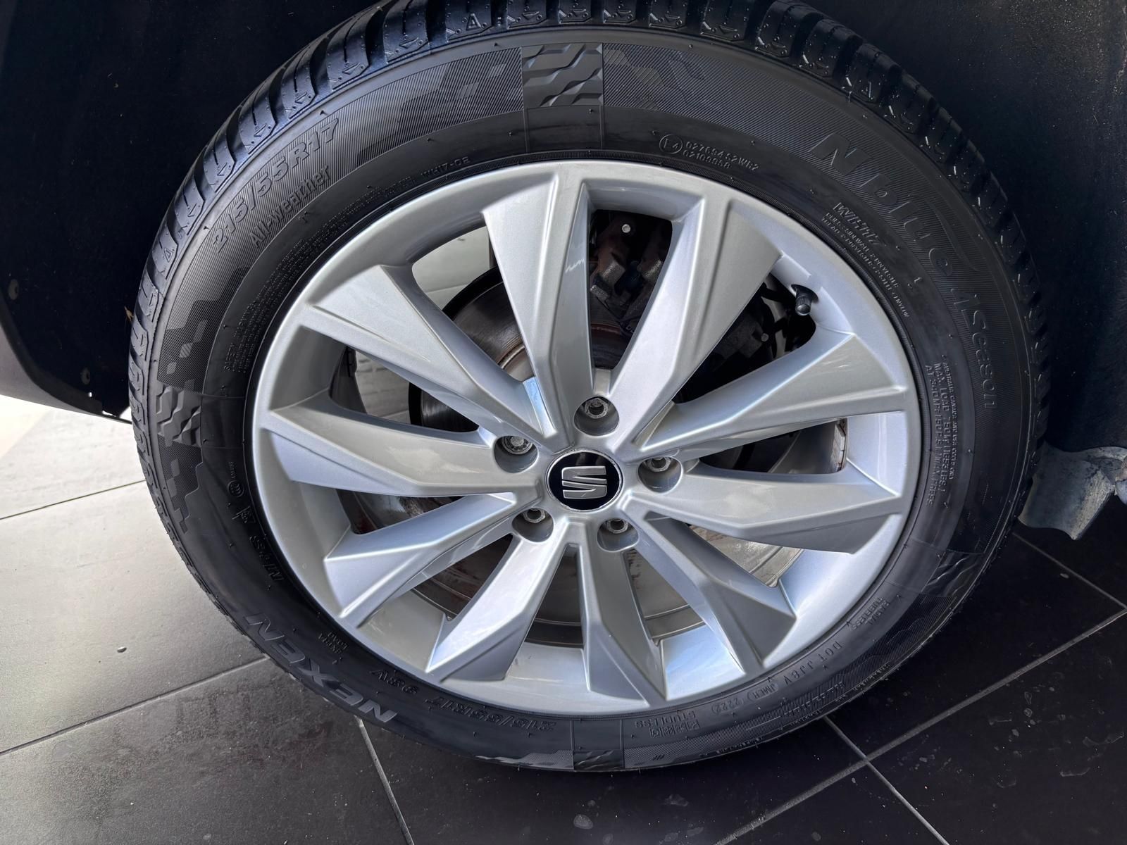 Fahrzeugabbildung SEAT Ateca Style LED NAVI ALU AHK