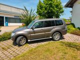 Mitsubishi Pajero 3,2 DI-D 4WD SUV-Star Automatik SUV-Star - Mitsubishi Pajero mit Diesel-Antrieb: Leder, Geländewagen