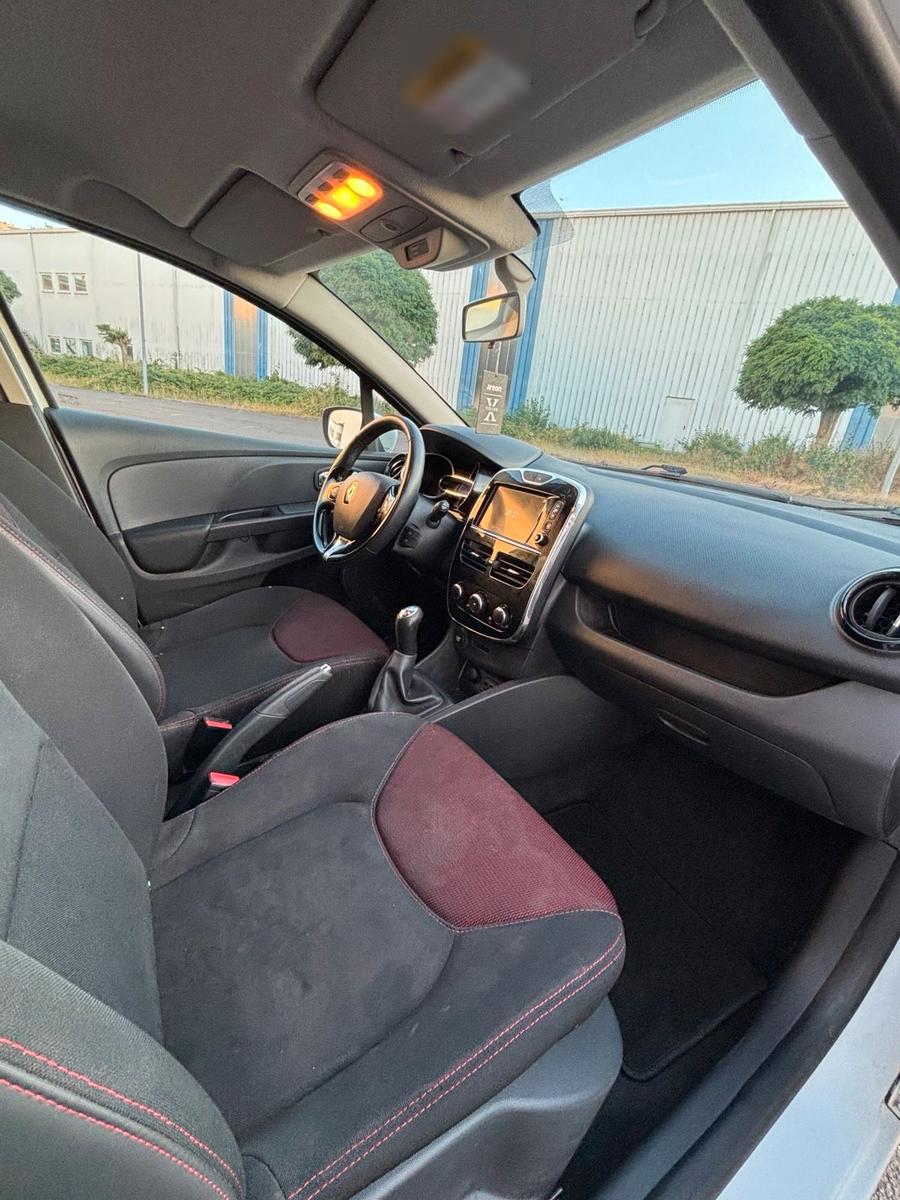 Renault Clio 2014 — photo 7