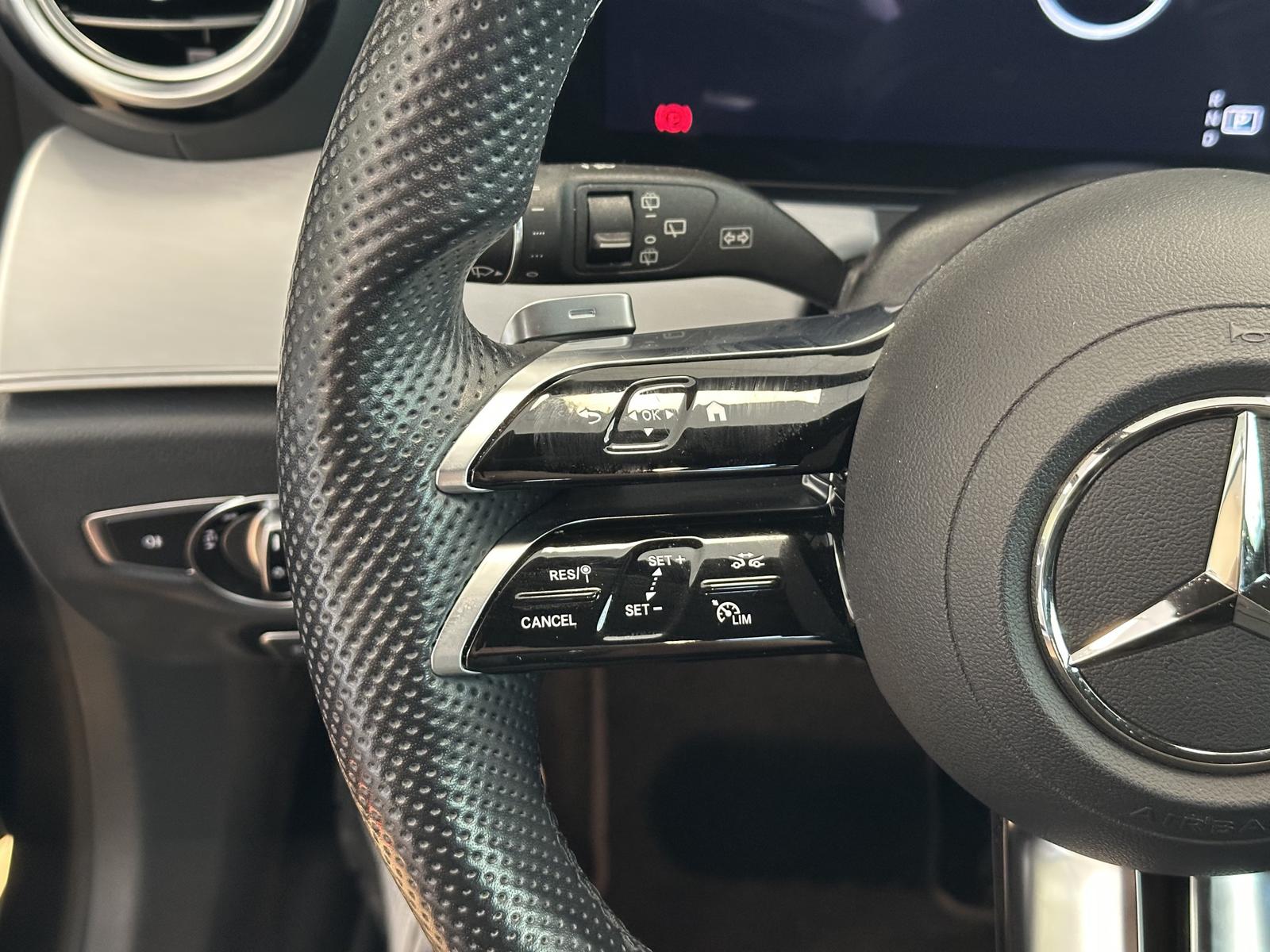 Mercedes-Benz E 300 de*4Matic*AMG+Night p.*ACC*360*Burmester