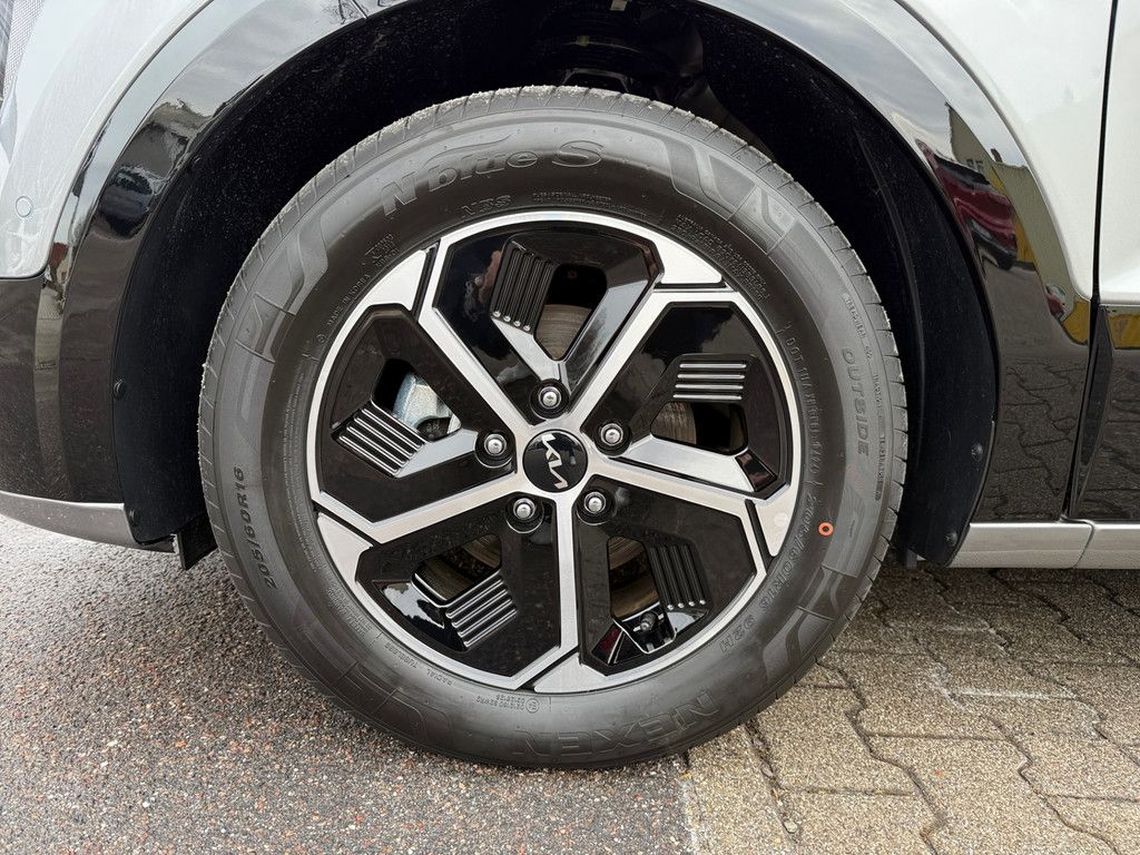 Fahrzeugabbildung Kia Niro 1.6 Plug-in Hybrid Spirit