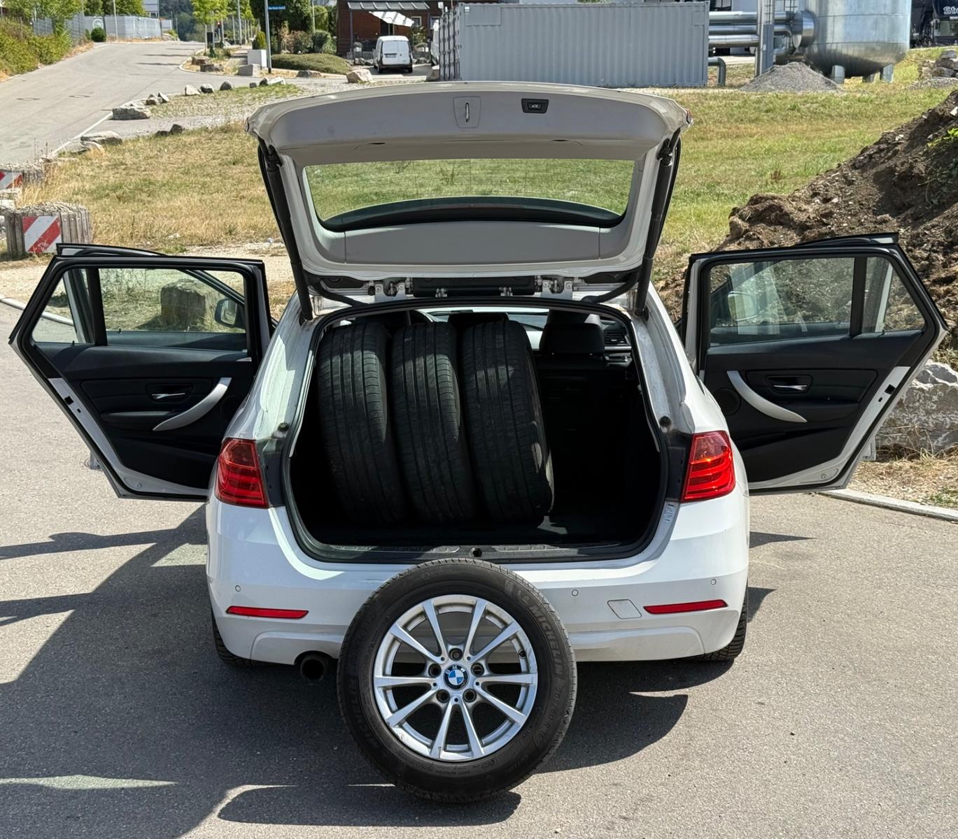 BMW 320 2013 — photo 7