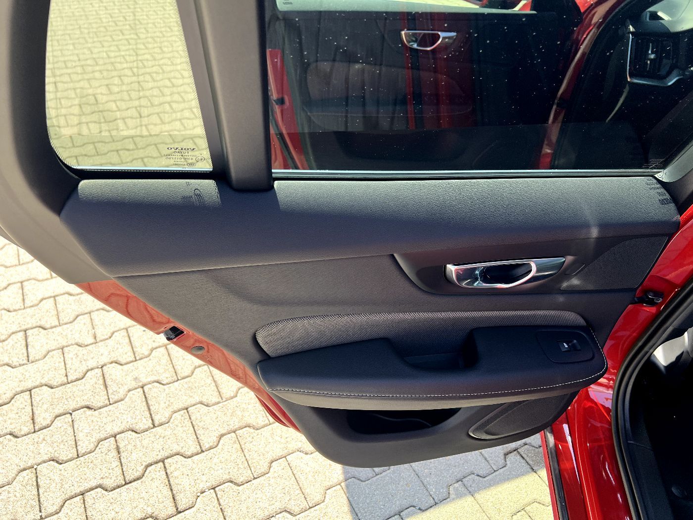 Volvo V60 Kombi Ultimate Bright Recharge LED Nav Leder foto 13
